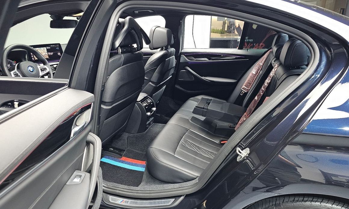 BMW 5-Series 2022