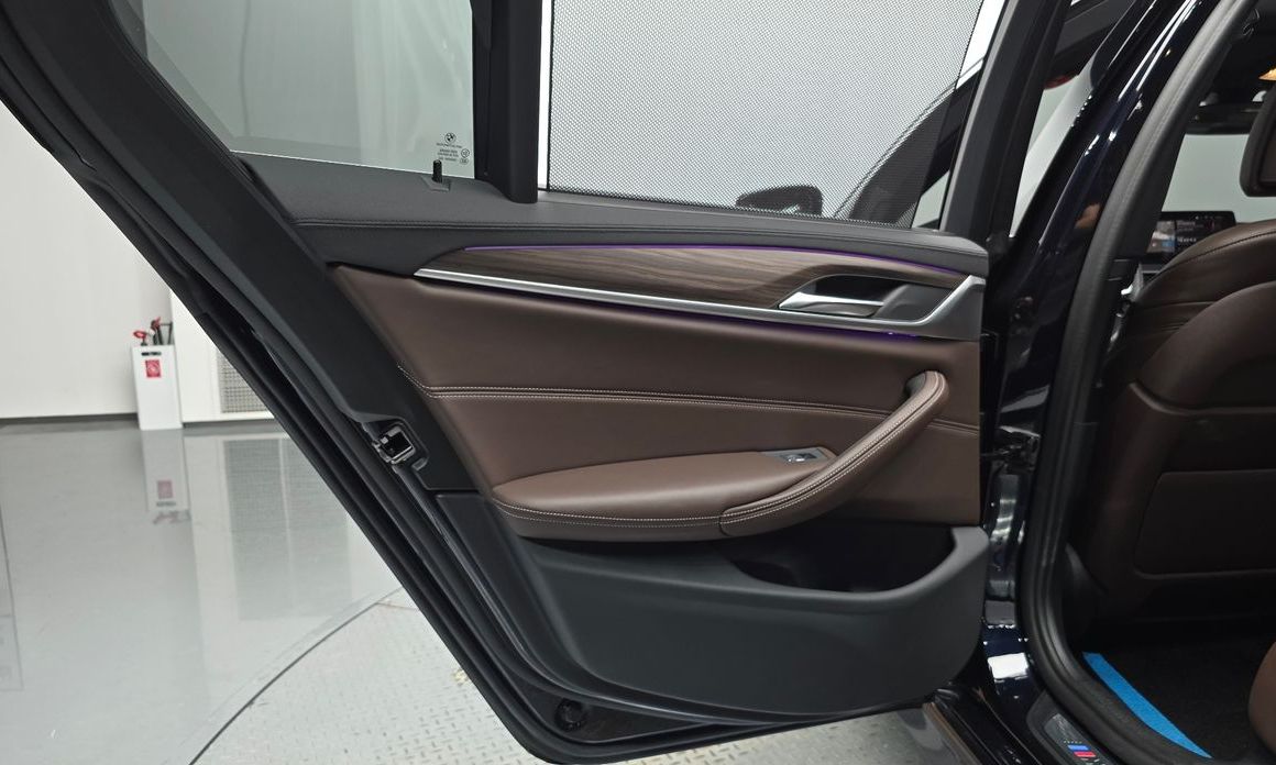 BMW 5-Series 2020