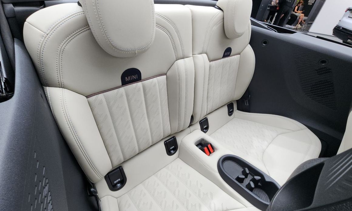 Mini Cooper Convertible 2025