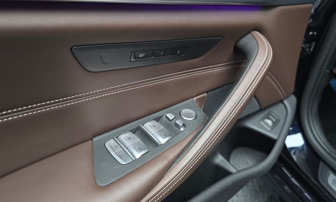 BMW 5-Series 2020