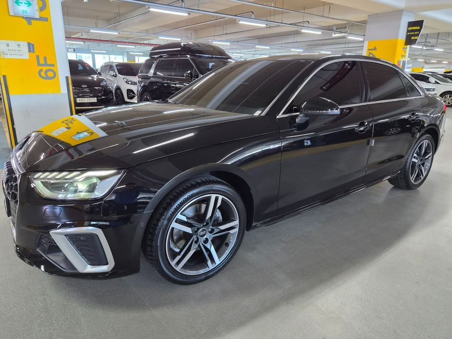 Audi A4 2024