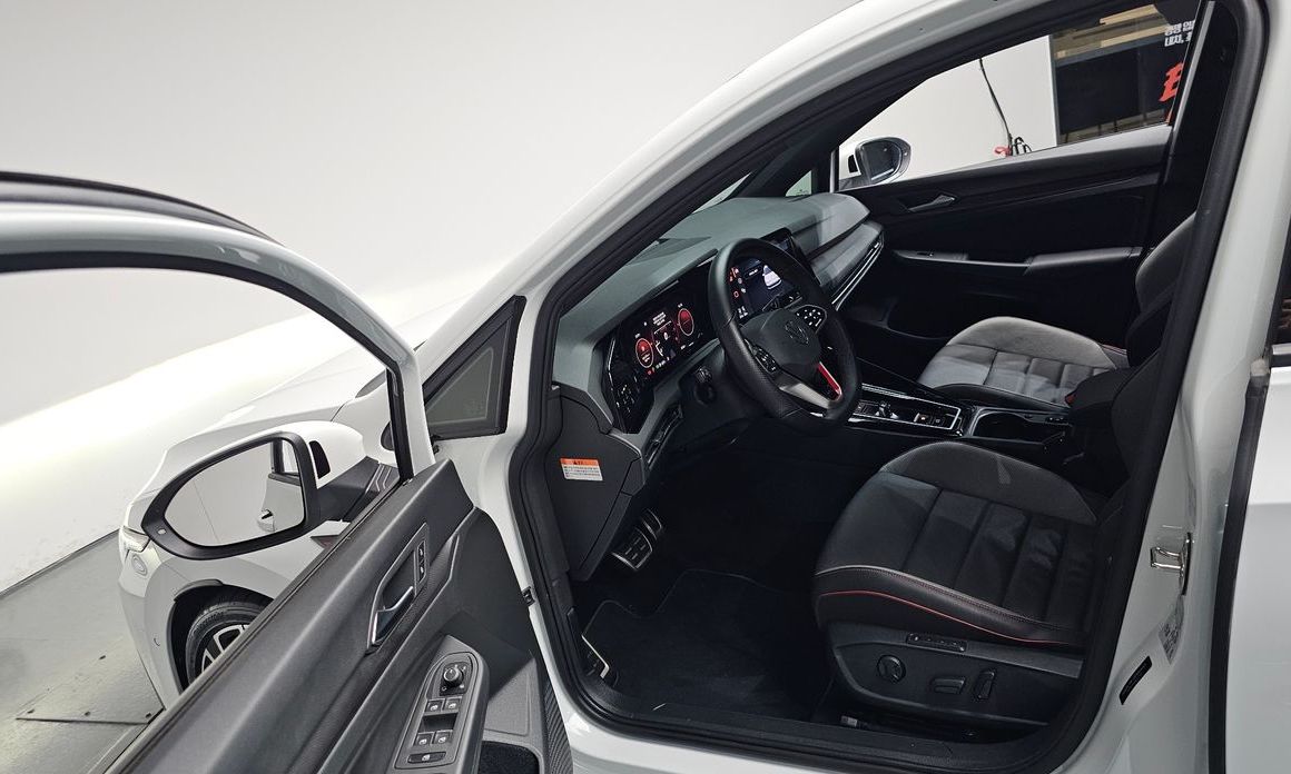 Volkswagen Golf 2024