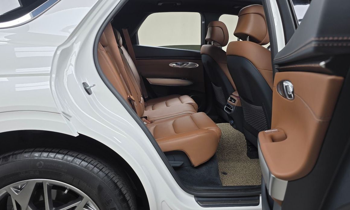 Genesis GV70 2023