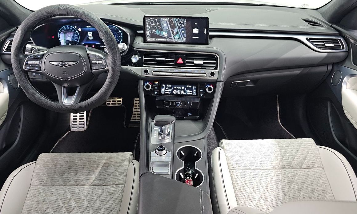 Genesis G70 2024