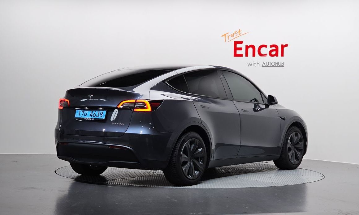 Tesla Model Y 2021