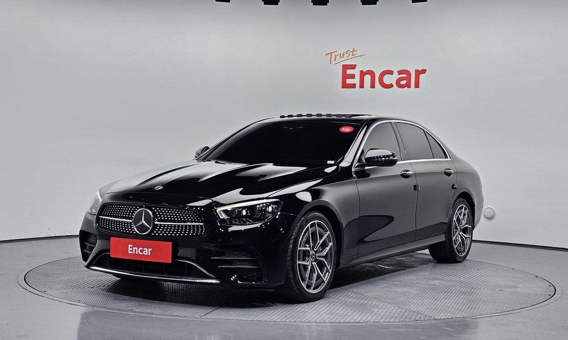 Mercedes-Benz E-Class 2021