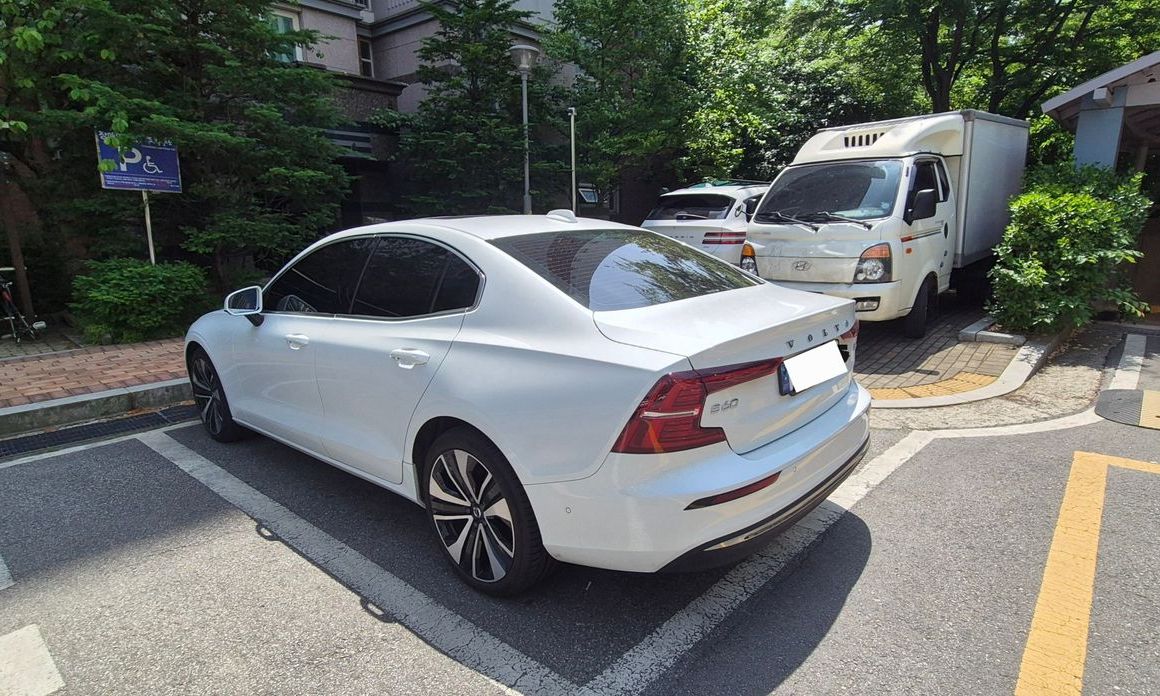 Volvo S60 2024