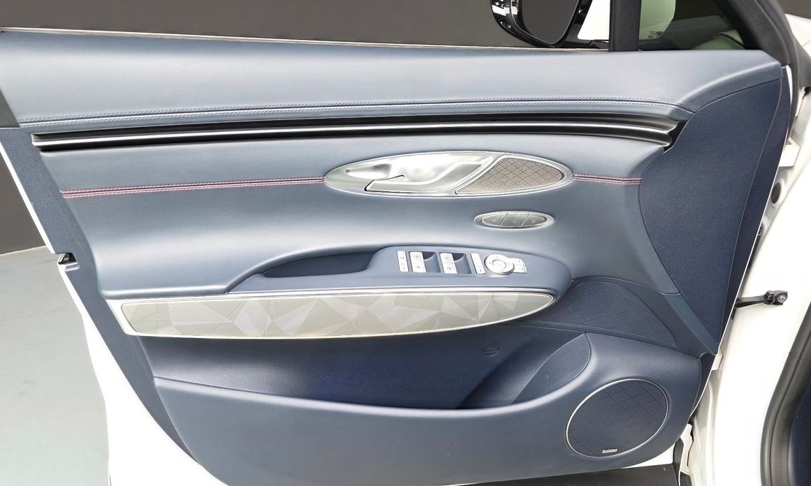 Genesis GV70 2023
