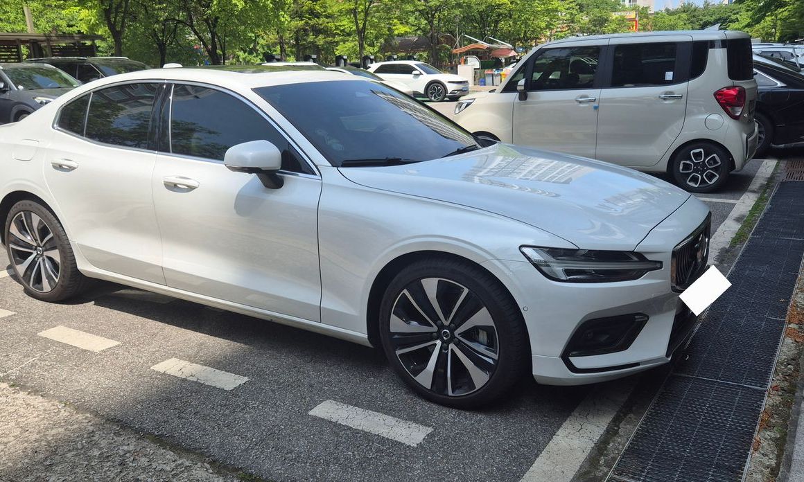 Volvo S60 2024