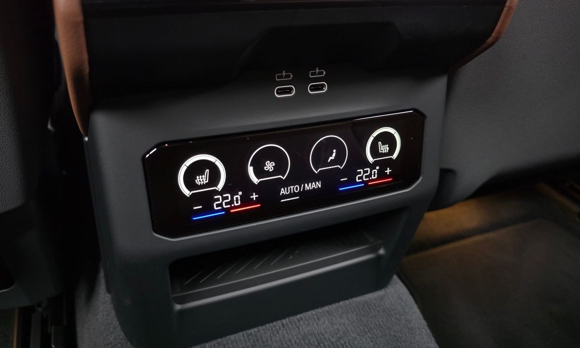 BMW 5-Series 2025