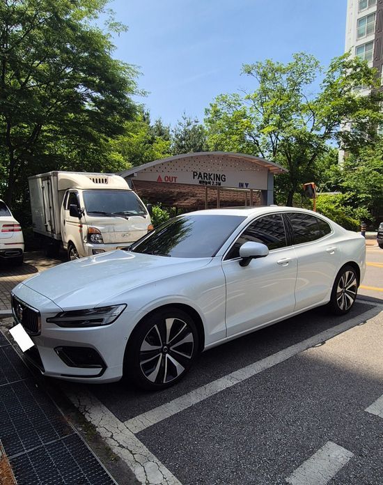 Volvo S60 2024