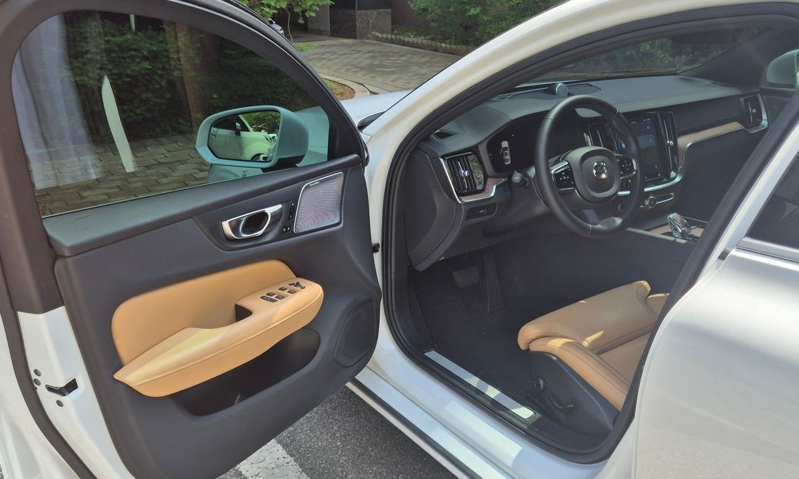 Volvo S60 2024
