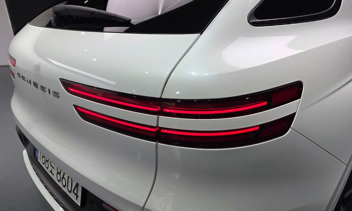 Genesis GV70 2023
