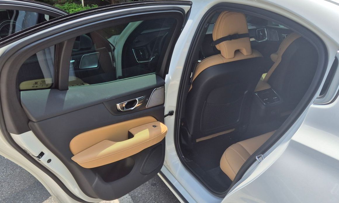Volvo S60 2024