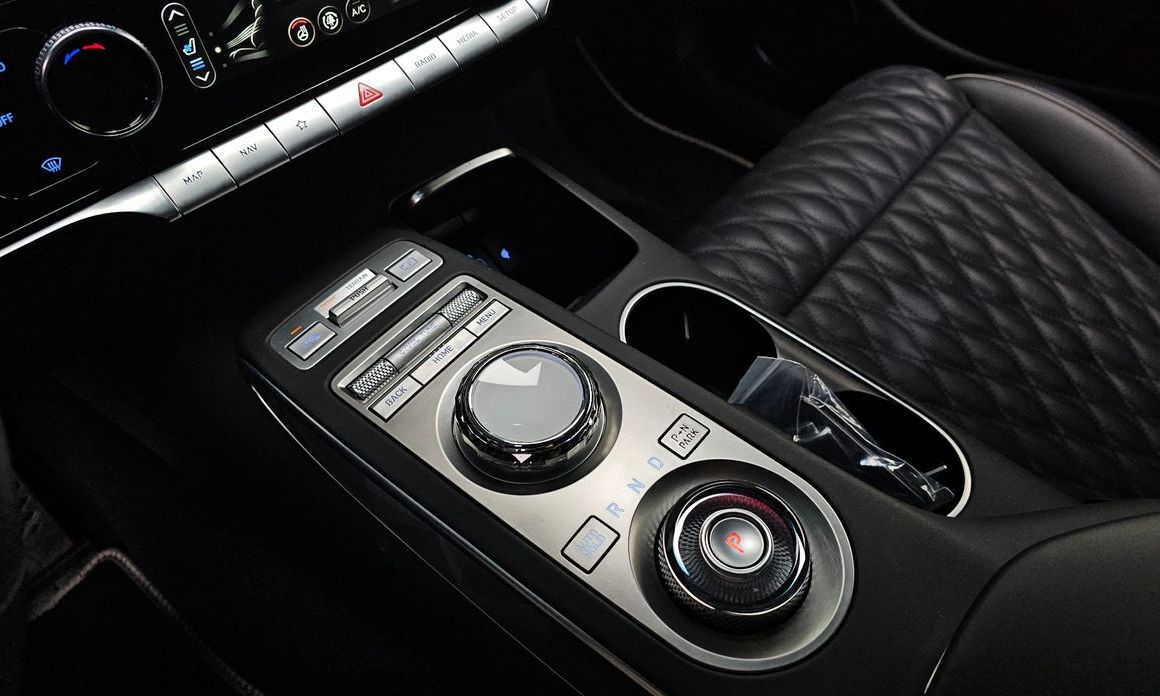 Genesis GV70 2023