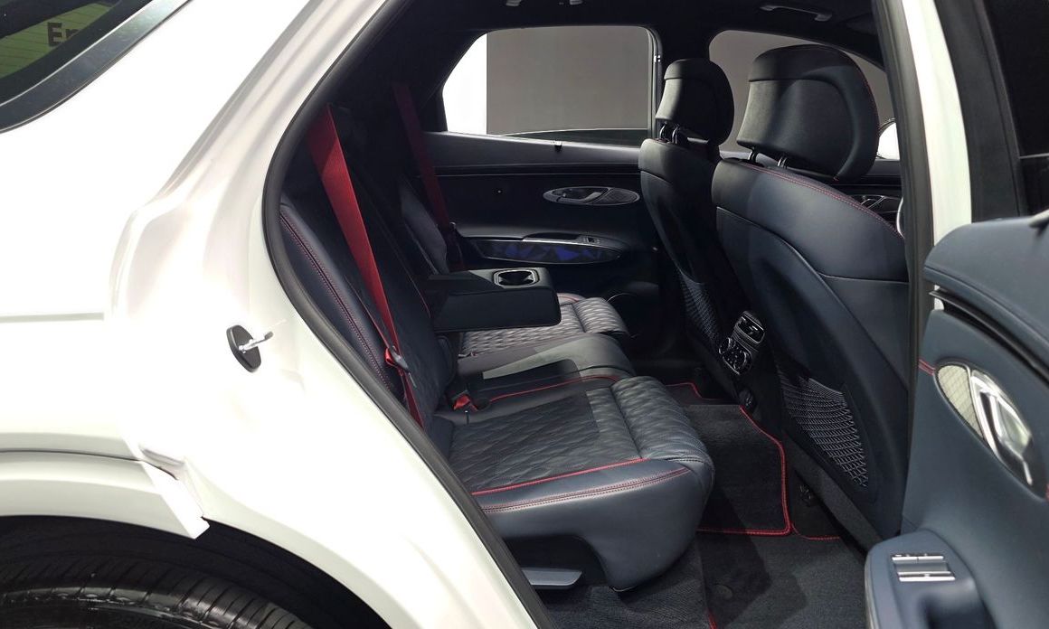 Genesis GV70 2023