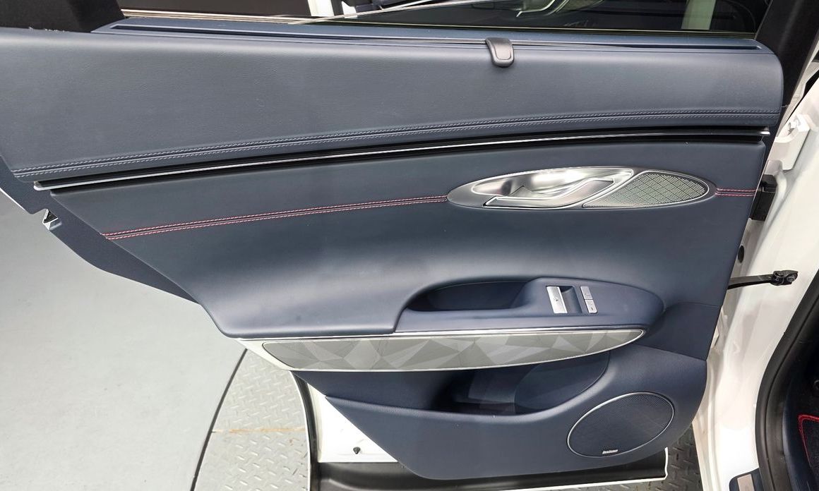 Genesis GV70 2023