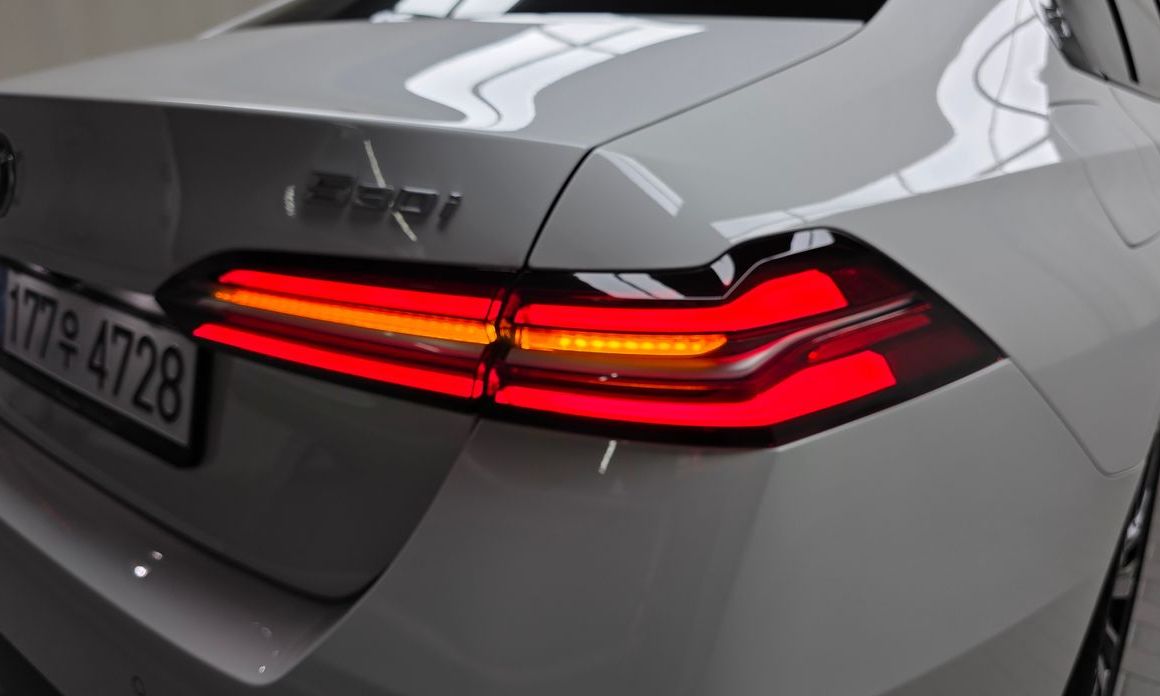 BMW 5-Series 2025