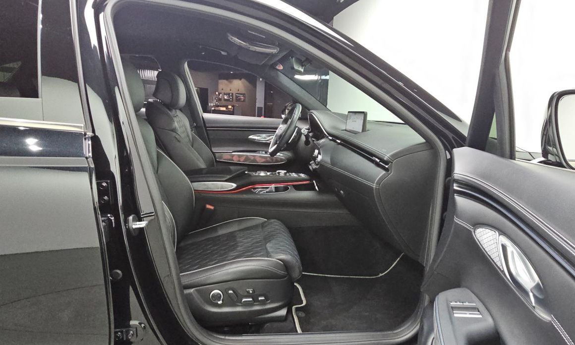 Genesis GV70 2023