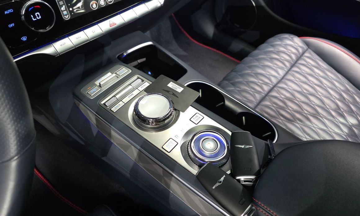 Genesis GV70 2023