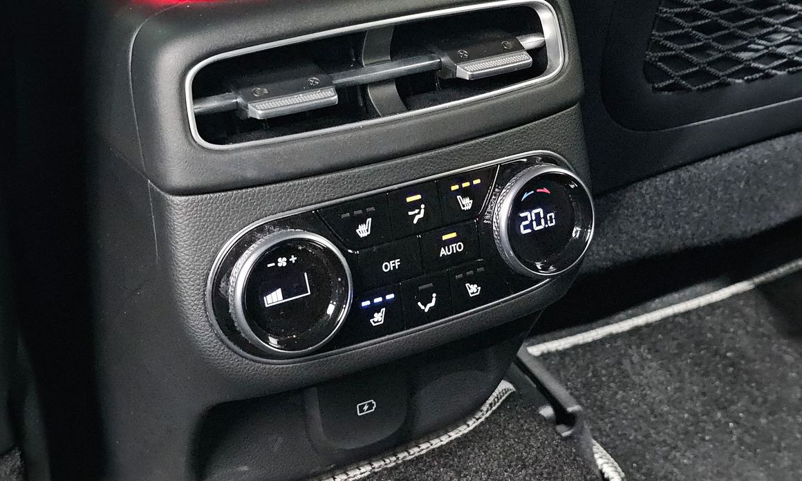 Genesis GV70 2023