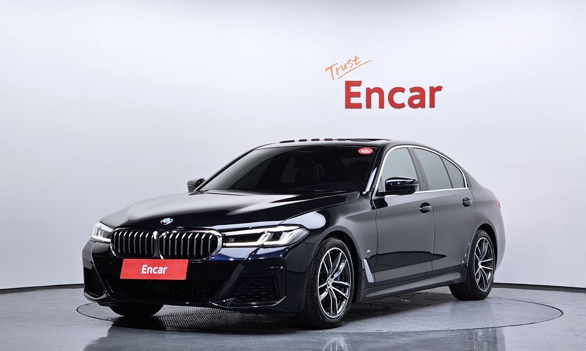 BMW 5-Series 2023