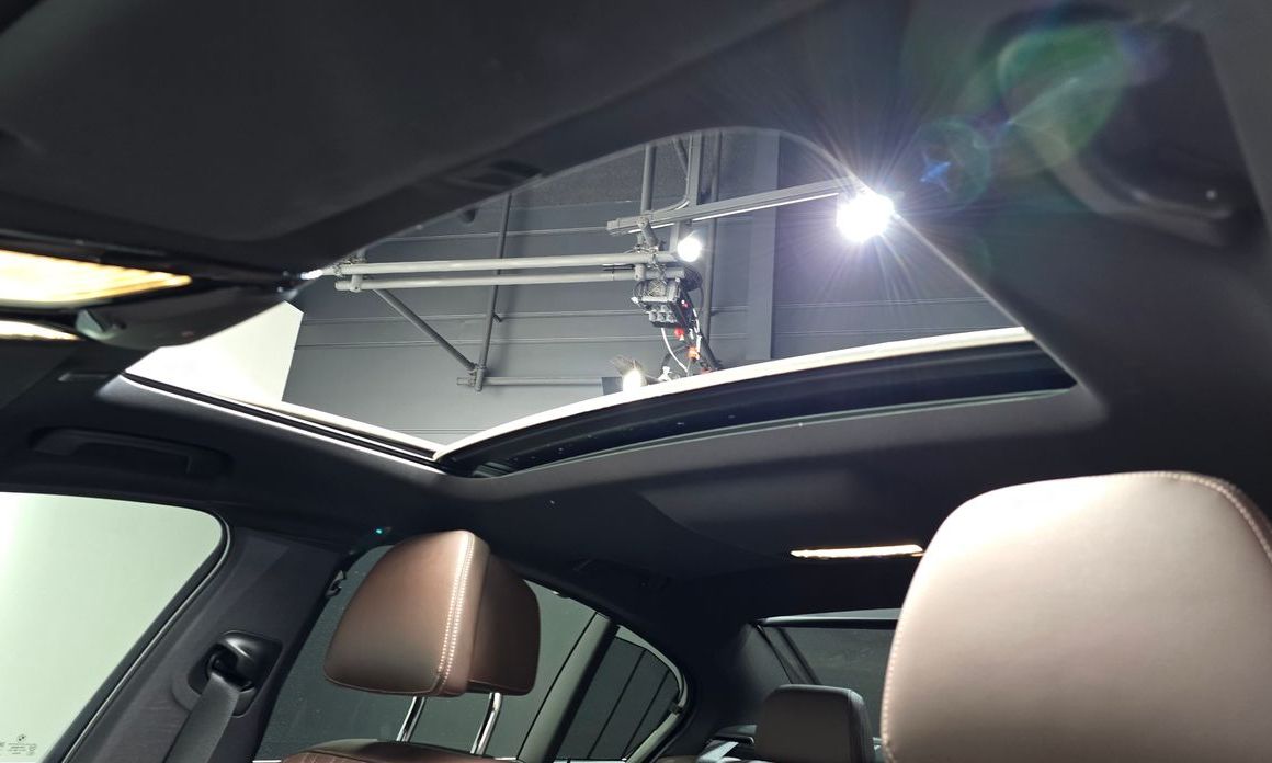 BMW 5-Series 2023