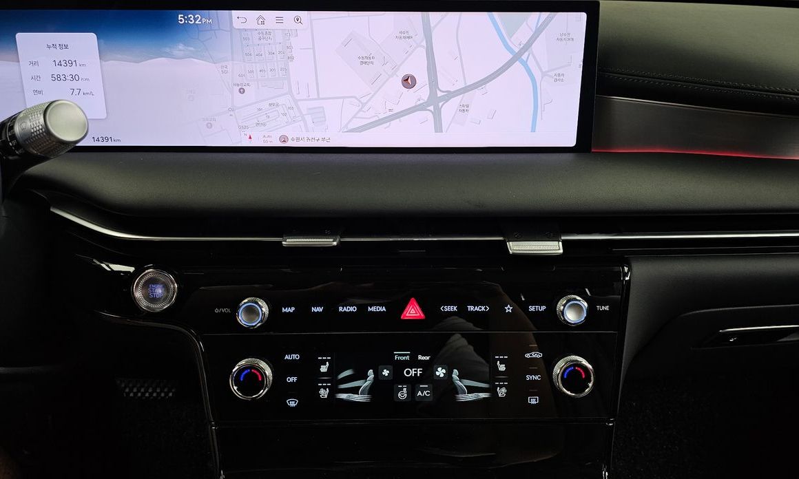 Genesis G80 2025