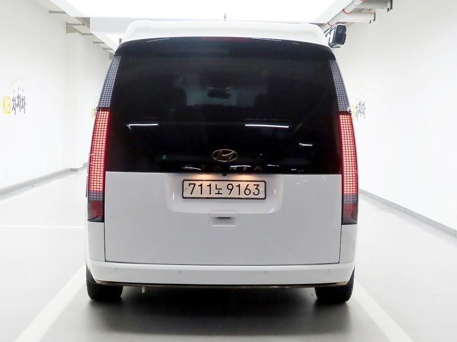 Hyundai Staria 2024
