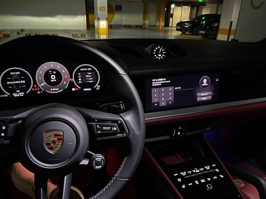 Porsche Cayenne 2024