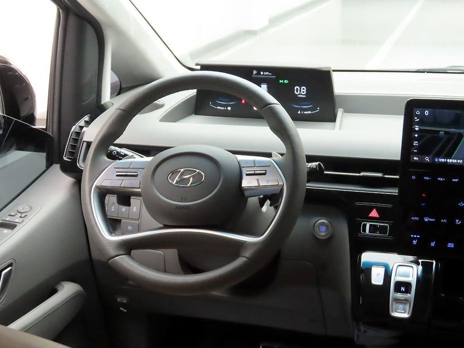 Hyundai Staria 2024