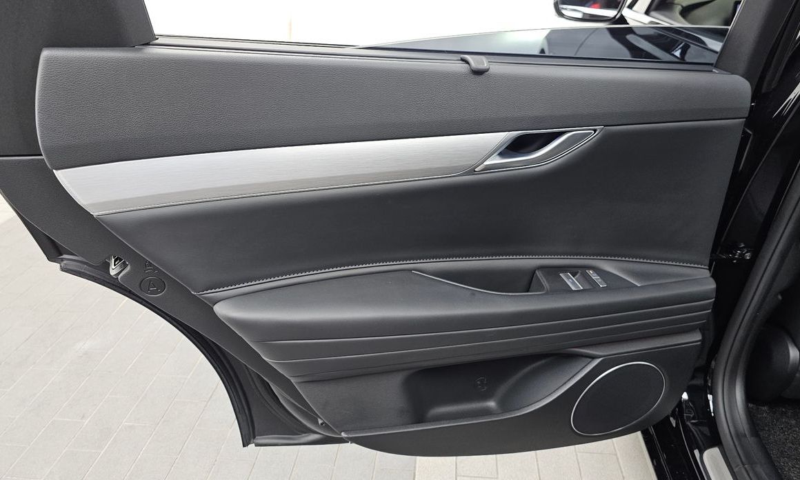 Genesis G80 2025