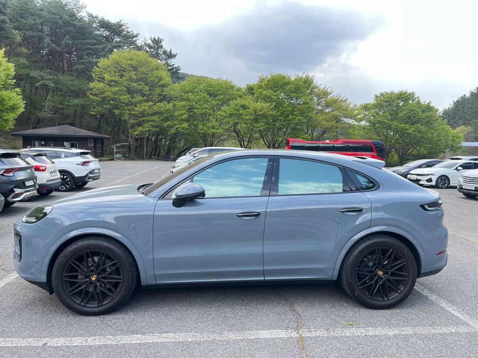 Porsche Cayenne 2024