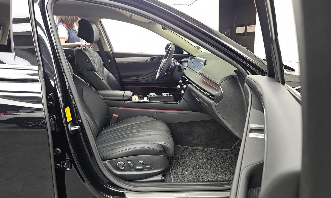 Genesis G80 2025