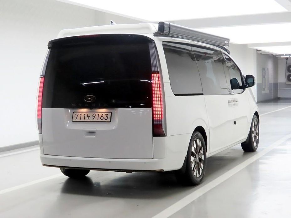 Hyundai Staria 2024