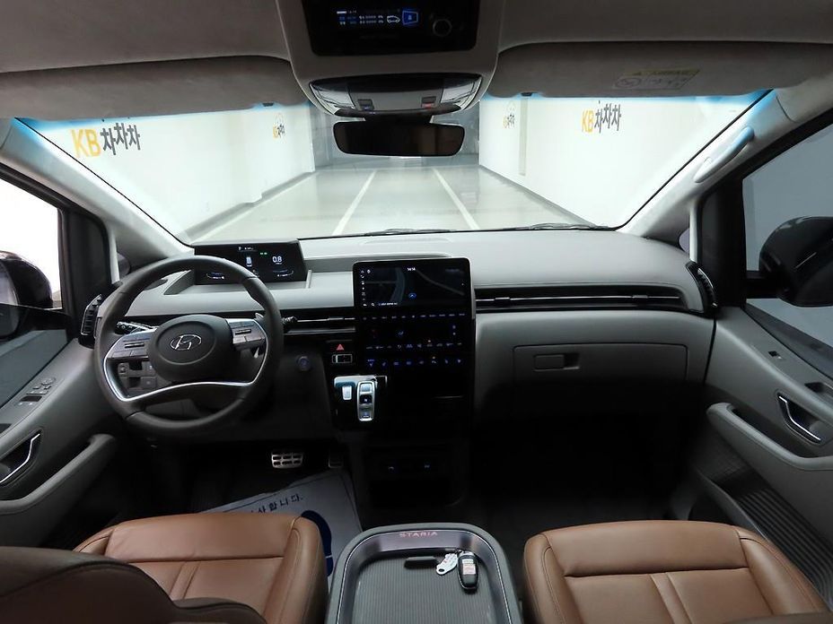 Hyundai Staria 2024
