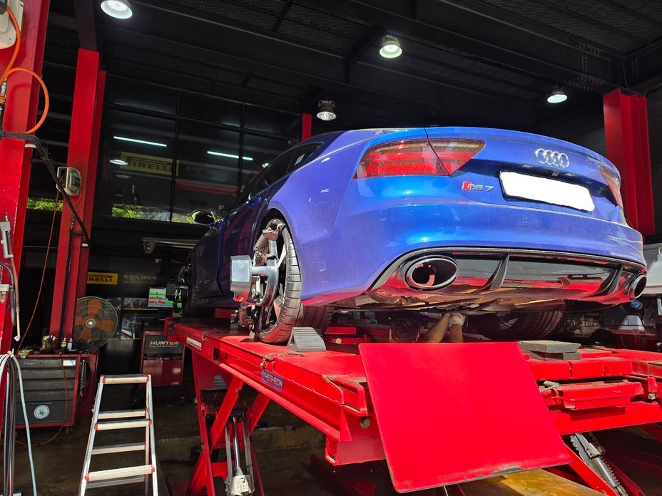 Audi RS7 2016