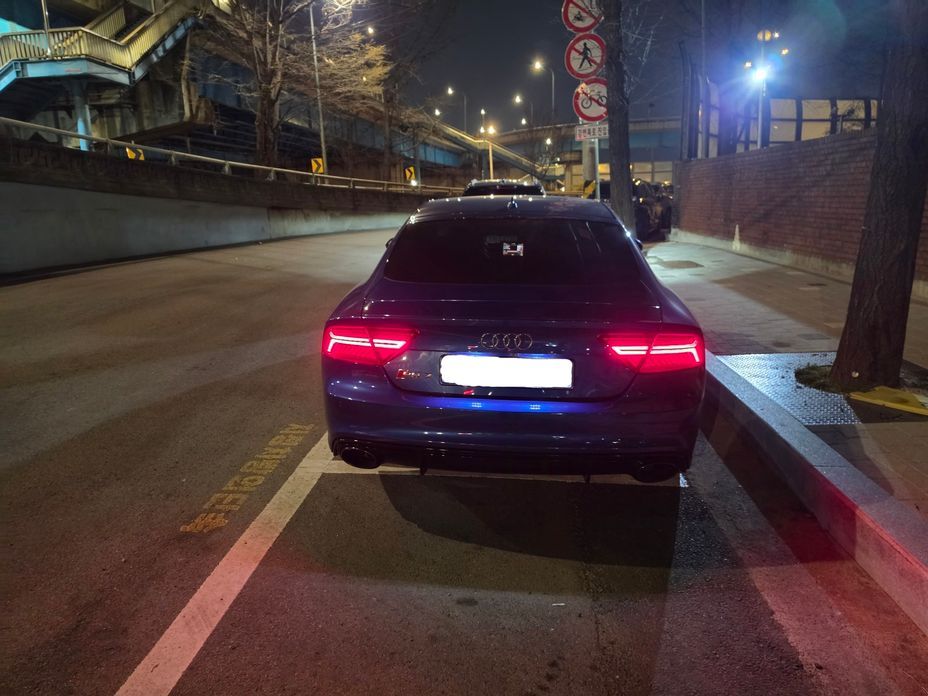 Audi RS7 2016