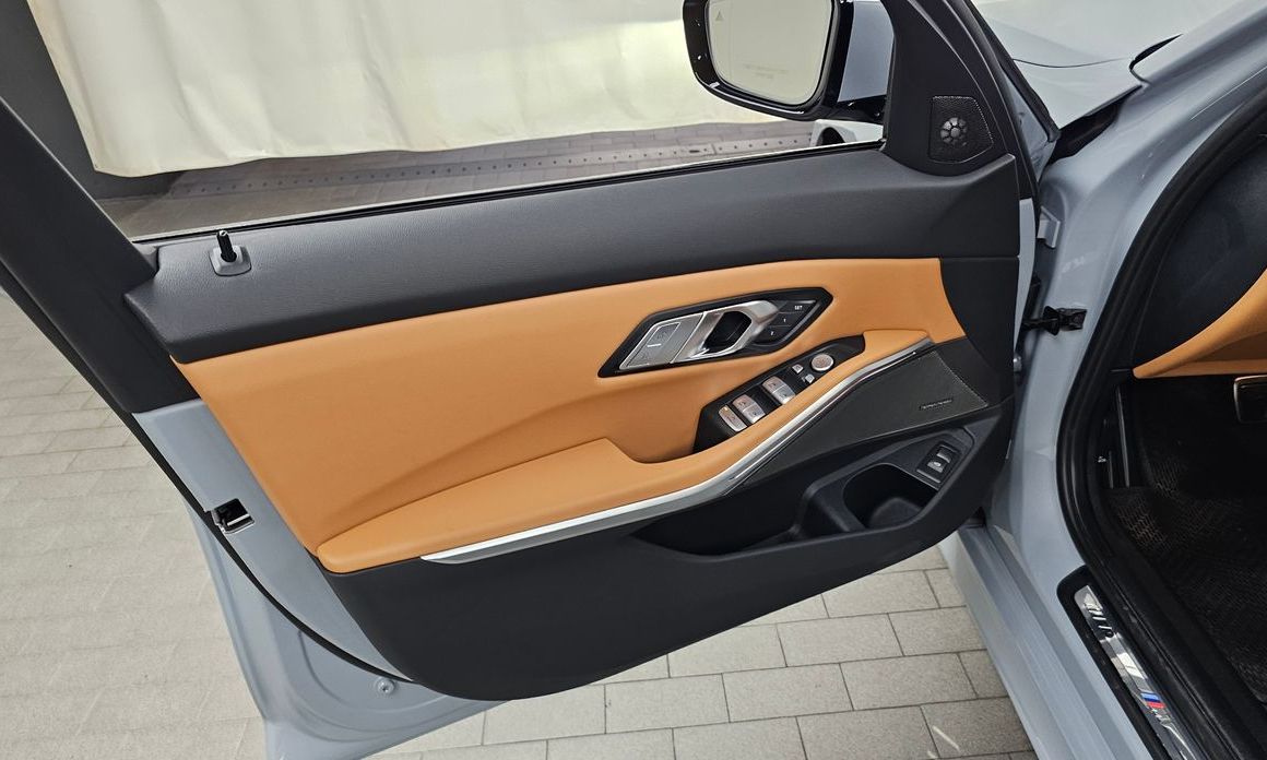 BMW 3-Series 2025