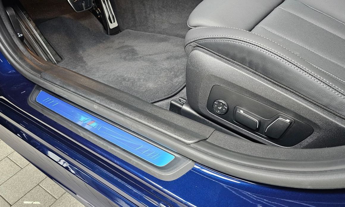 BMW 3-Series 2025