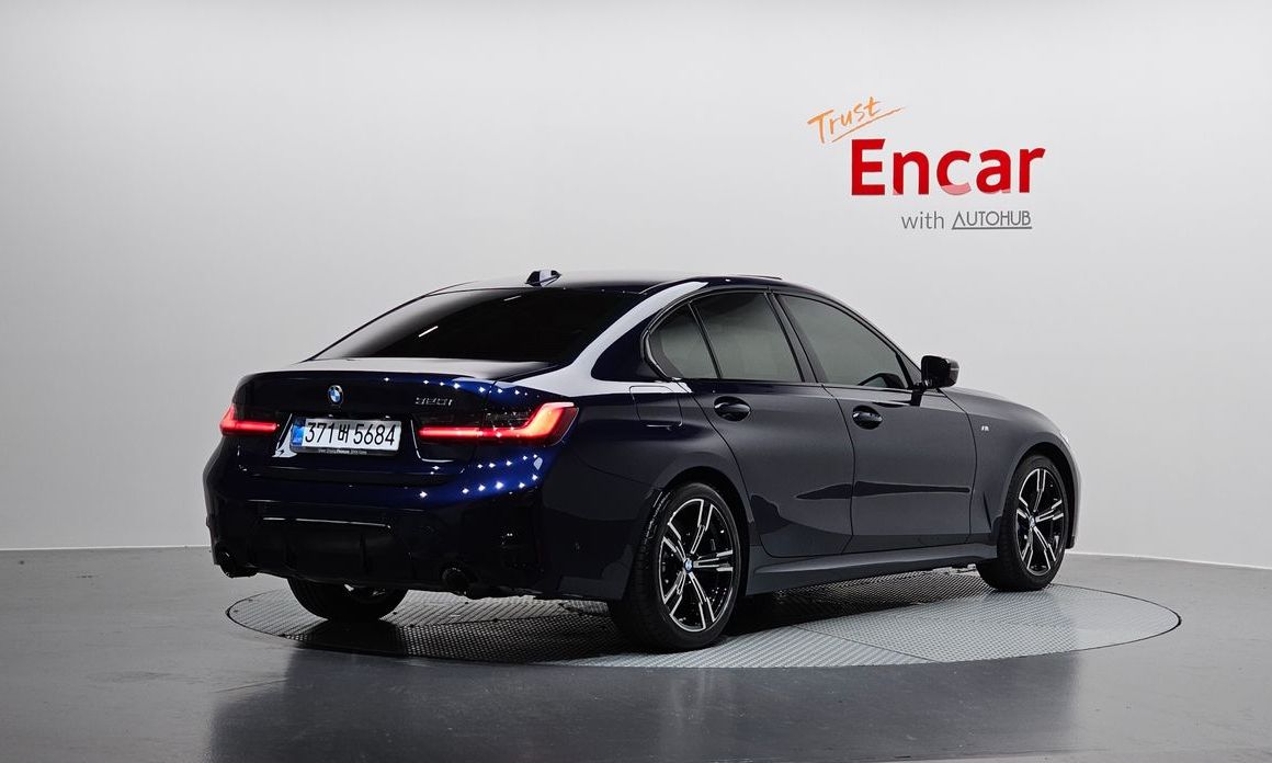 BMW 3-Series 2025