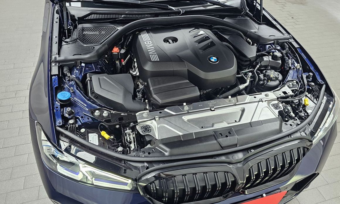 BMW 3-Series 2025