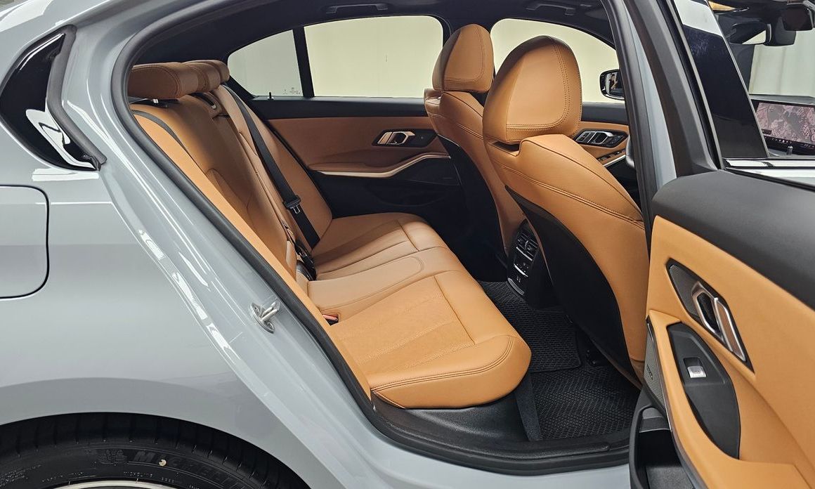 BMW 3-Series 2025