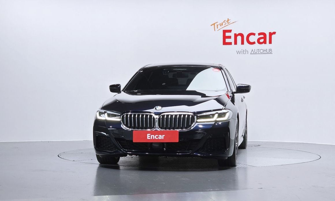 BMW 5-Series 2022