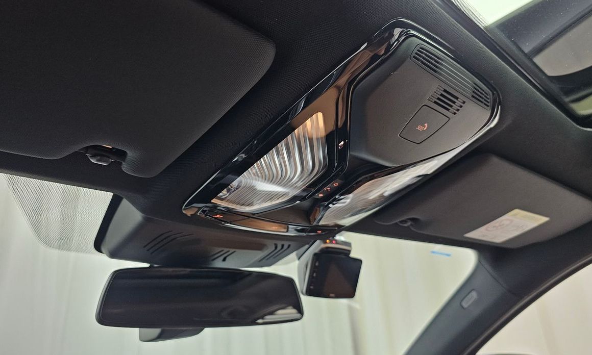 BMW 3-Series 2025