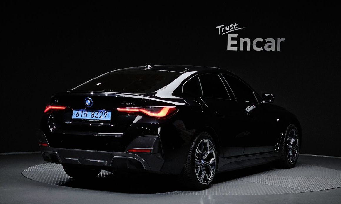 BMW i4 2024