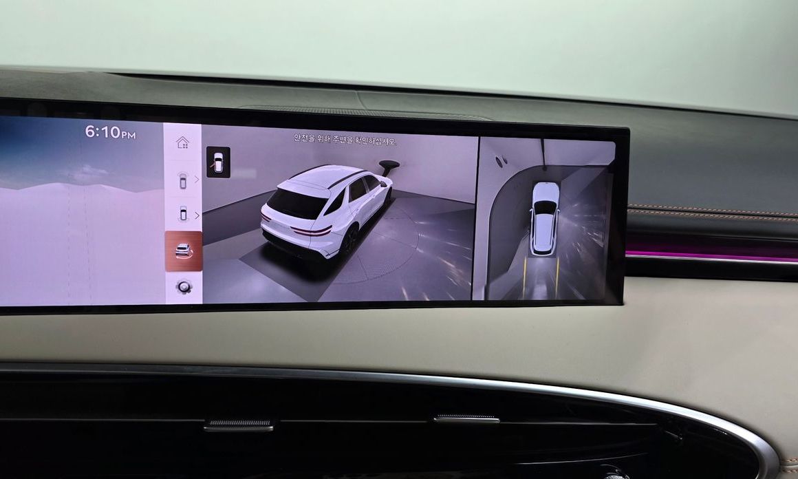Genesis GV70 2025