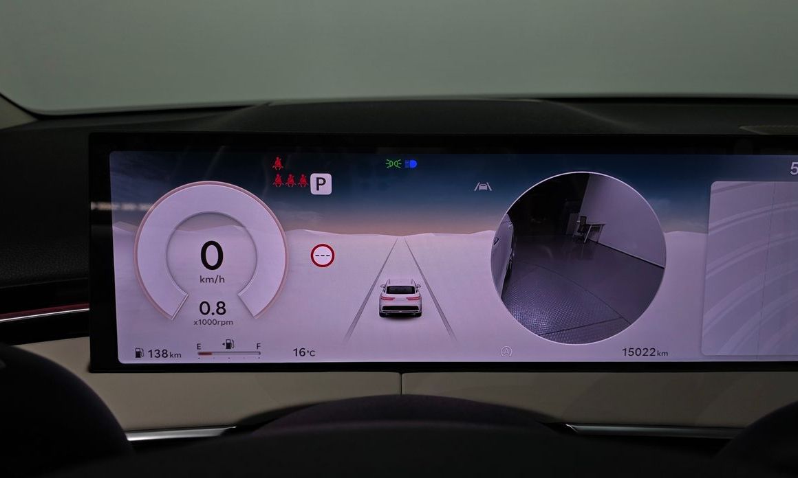 Genesis GV70 2025