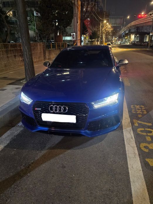 Audi RS7 2016
