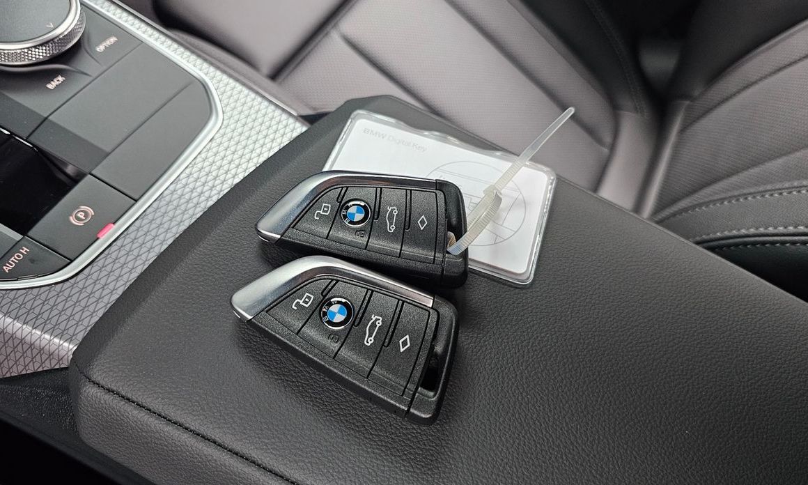 BMW 3-Series 2025